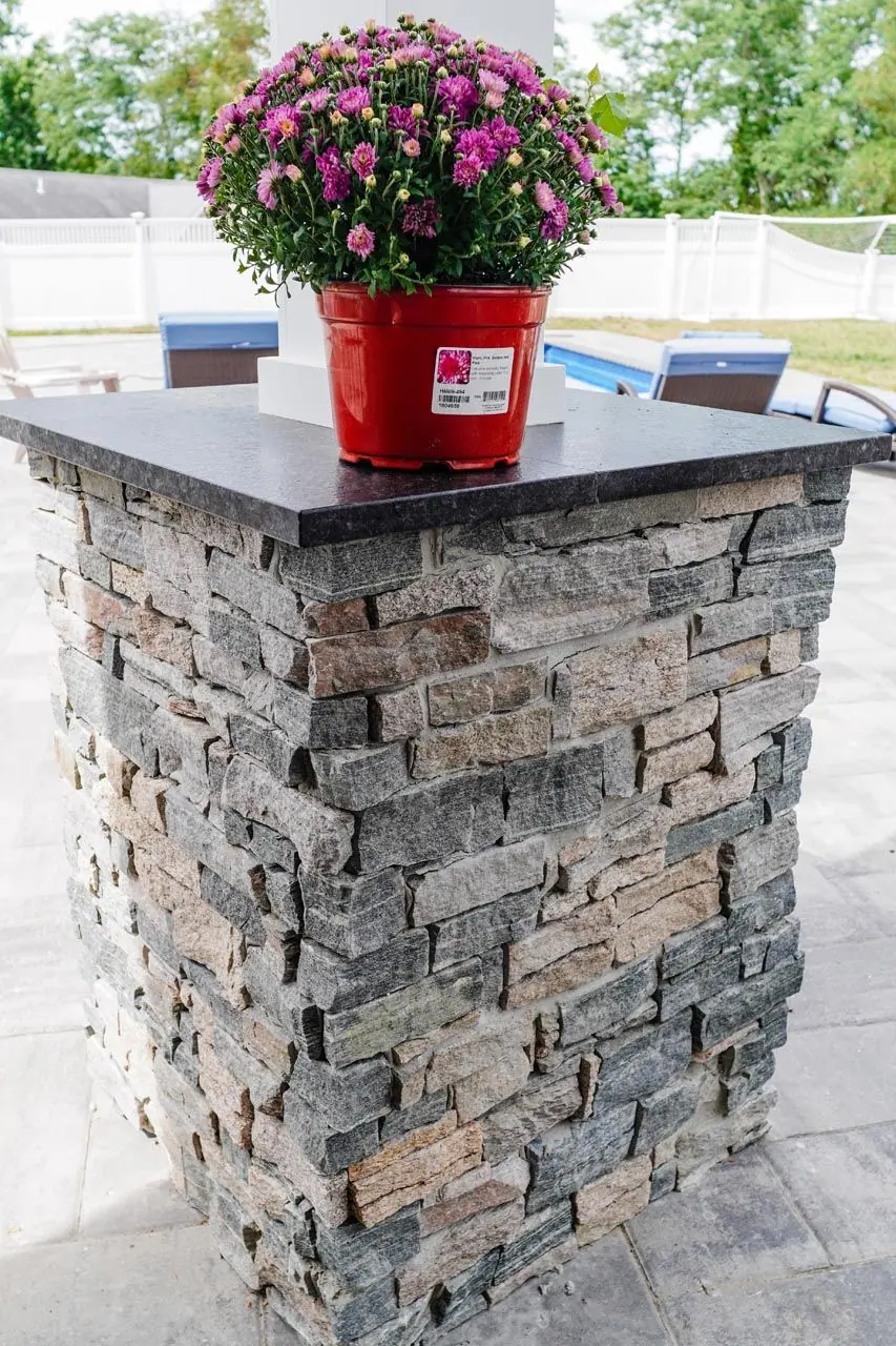 Outdoor Kitchens project in the Contrast Landscape project gallery