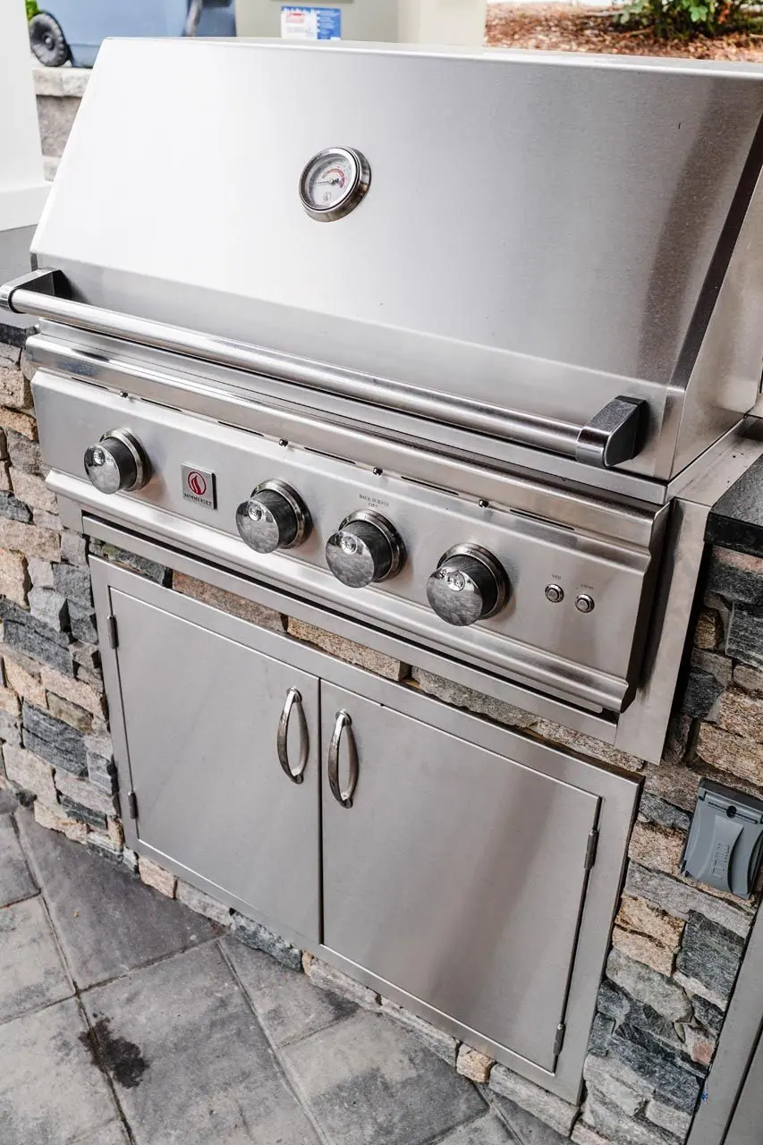 Outdoor Kitchens project in the Contrast Landscape project gallery