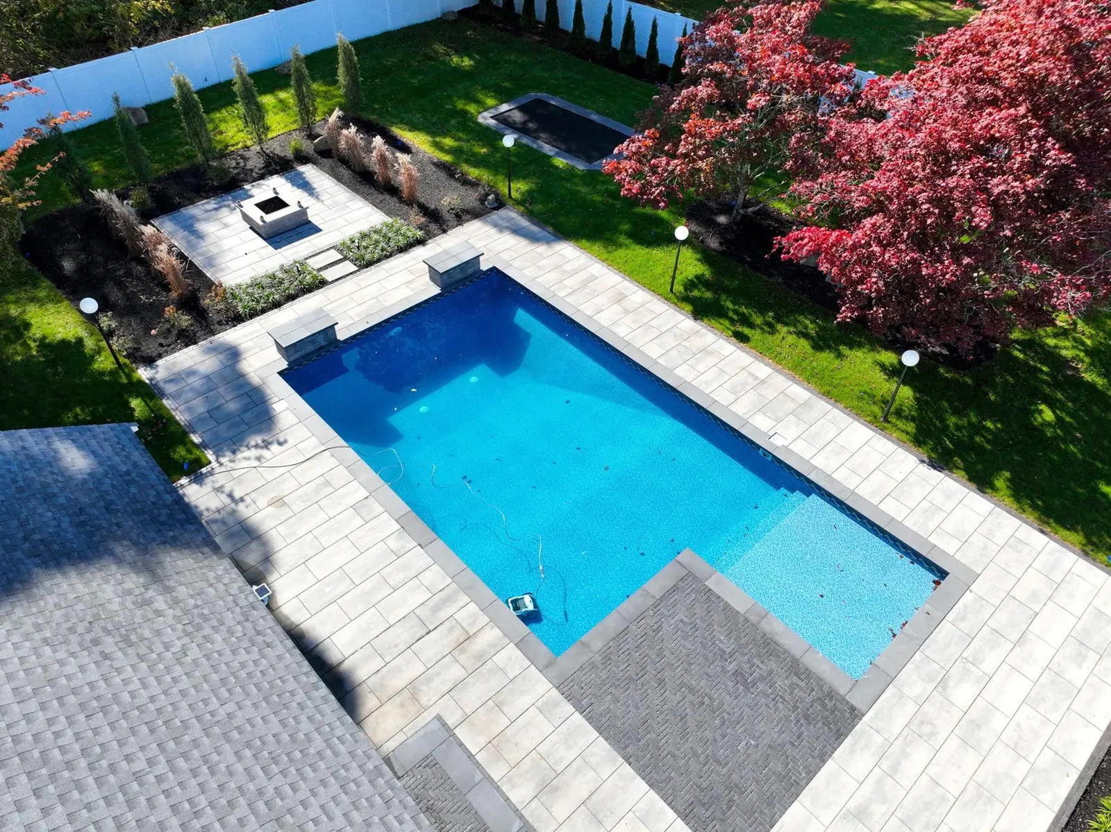 Pool Patios project in the Contrast Landscape project gallery